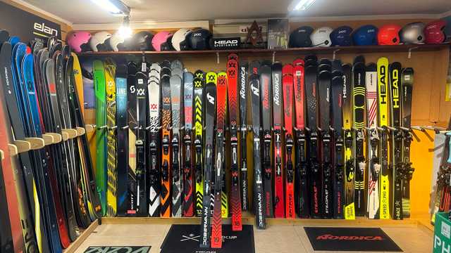 dependiente/a tienda deportes
