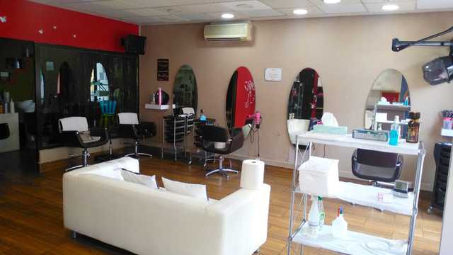 Manicurista Técnica Uñas Acrilicas