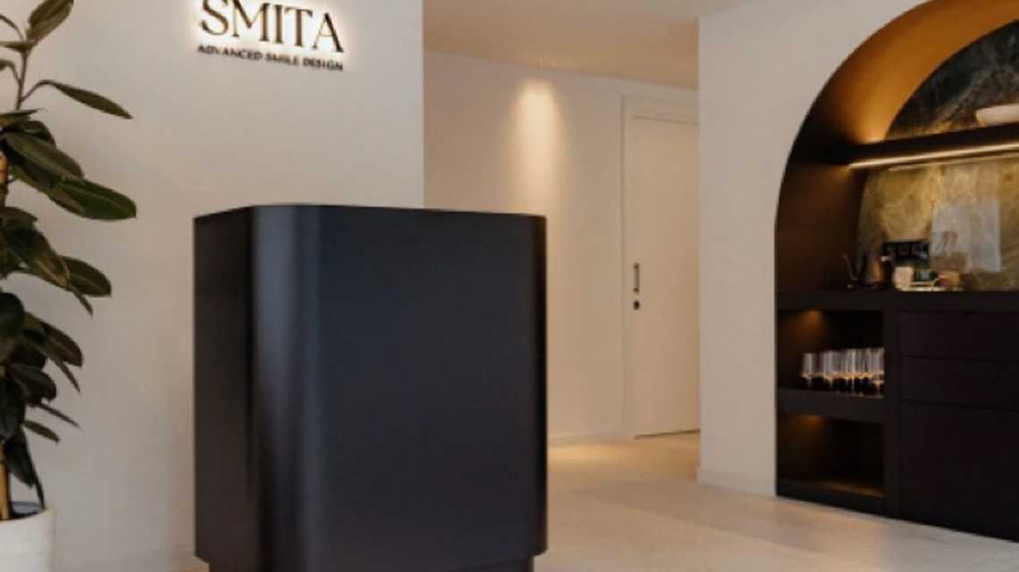 Clínica Dental SMITA • Advanced Smile Design cover image