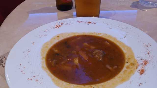 Camarero/a y Recepcionista