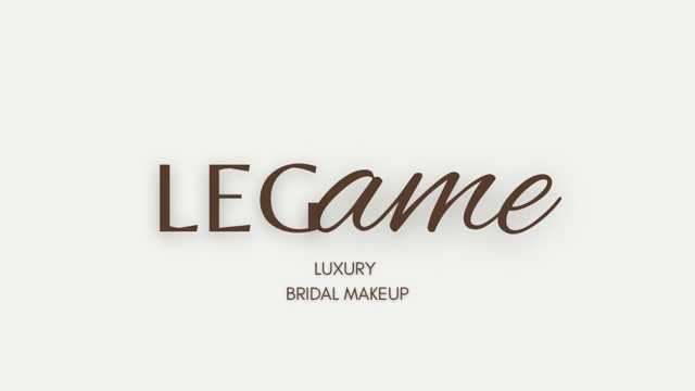 Maquillador & Peluquera (Especializada en peinados)