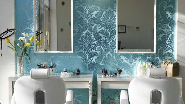 Esteticista - Especialista en diseño de cejas con hilo