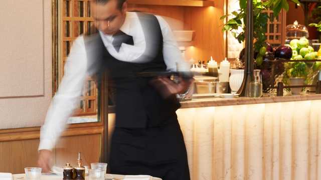 Head Waiter / Waitress