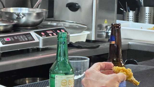 Cocinero/a y Ayudante/a de Cocina