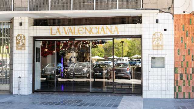 Cocinero/a y Ayudante/a de Cocina