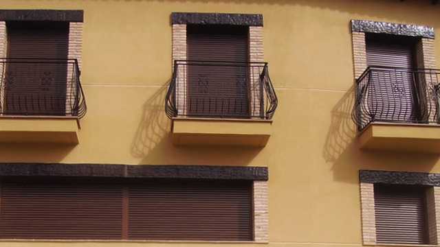 Peón para carpintería de aluminio