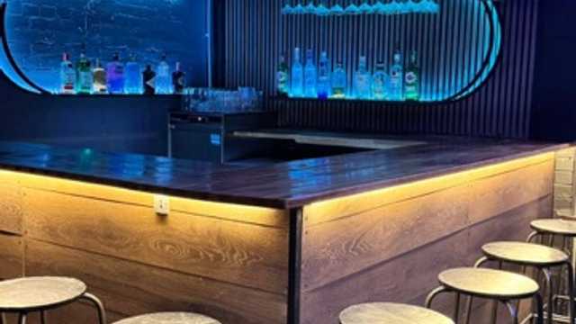 Bartender and Waiter / Waitress