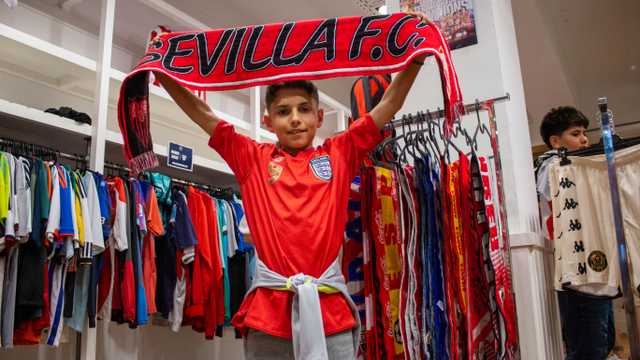 DEPENDIENTE TIENDA POP UP