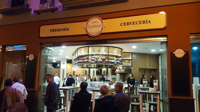 Camarero/a