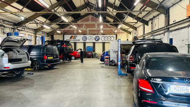 Mechanic