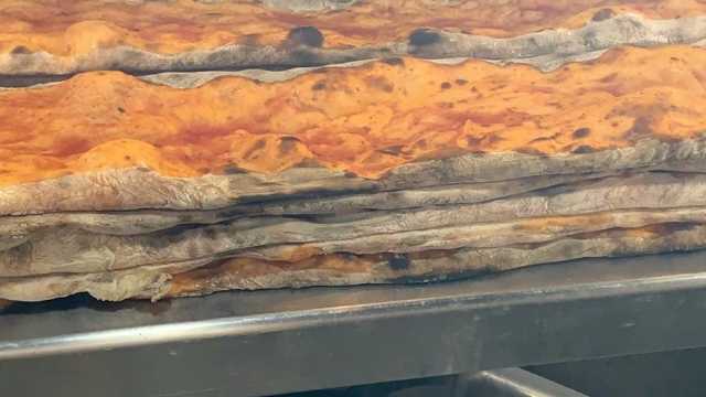 Pizzero pizza uruguaya