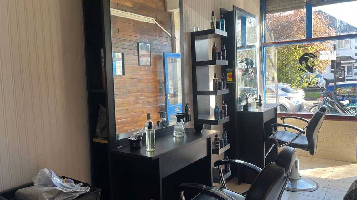 Ziry's barbers cover image