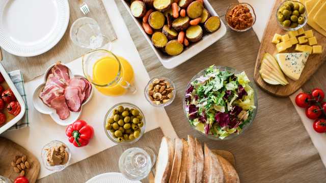 AYUD. COCINA 20 HORAS TURNO SEGUIDO. ALCOBENDAS