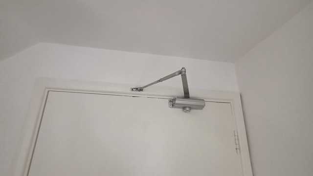 Good carpenter required £160 per day