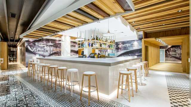 HOST/ HOSTESS RESTAURANTE EL CAMPERO- BARBATE