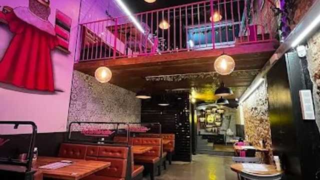 Dependiente/a – Asistente de Sala