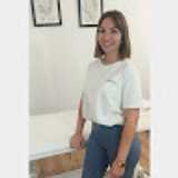 Julia L. avatar icon