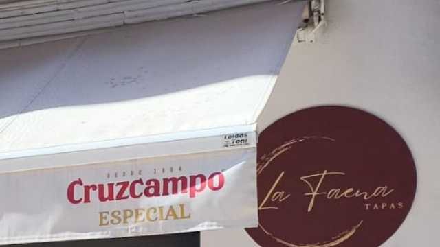 Camarero/a