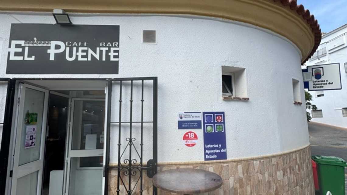 Café bar el puente  cover image