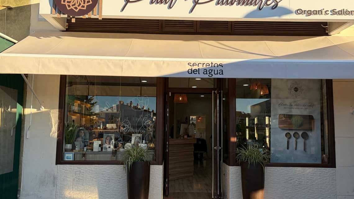 Salón de peluquería y estética Pilar Palomares Secretos del agua cover image