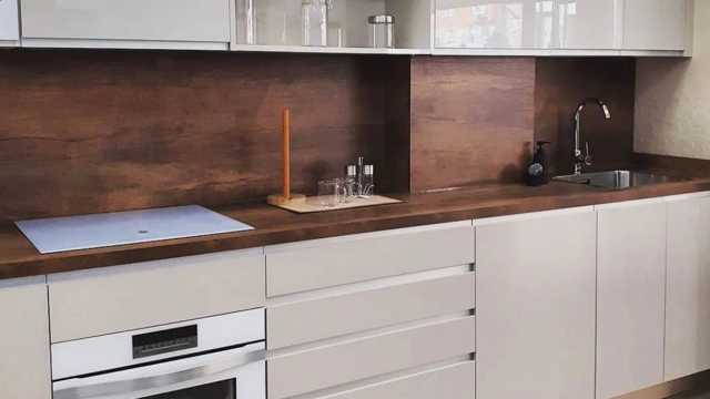 Vendedor/a & Dependiente/a muebles de cocina