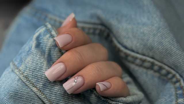 Manicurista y Pedicurista