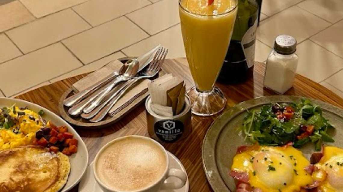 VANILLE BAKERY LAB cover image