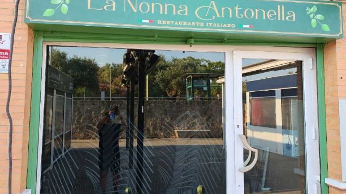 La Nonna Antonella  cover image