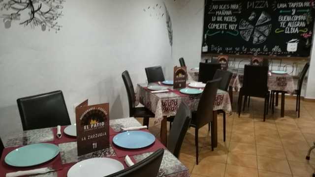 Camarero/a