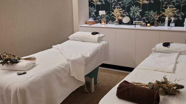 Manicurista Técnica Uñas Acrilicas