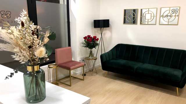 recepcionista de clínica