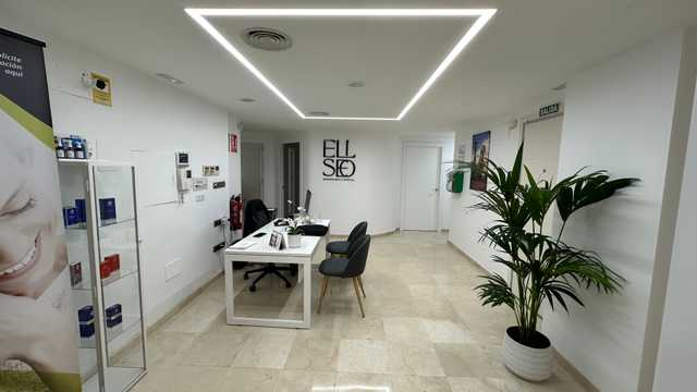 Auxiliar de Enfermería