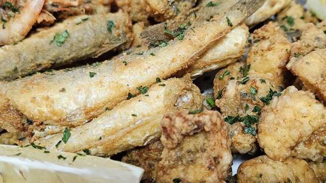 AYUDANTE DE COCINA ADELANTADA