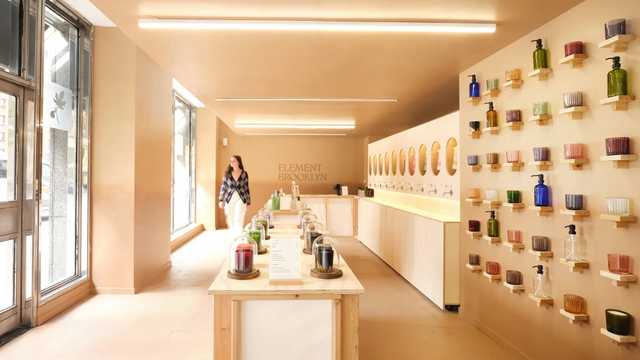 Retail Associate