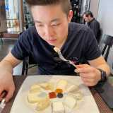 Daniel Li avatar icon