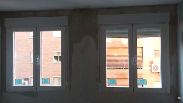 Montador de ventanas de aluminio