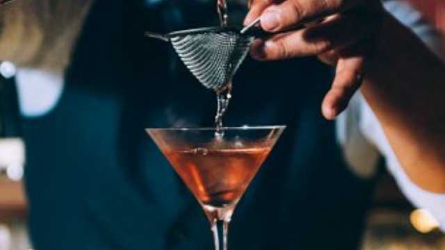 Barman / Barmaid