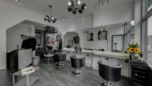 Beauty Therapist