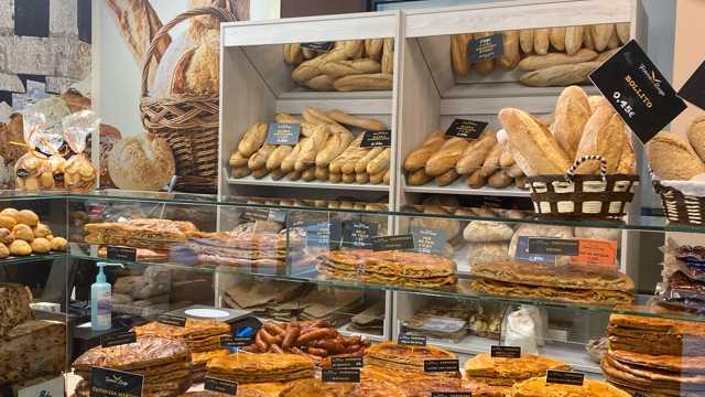 📢 SE BUSCA DEPENDIENTA DE TIENDA EN MÓSTOLES
