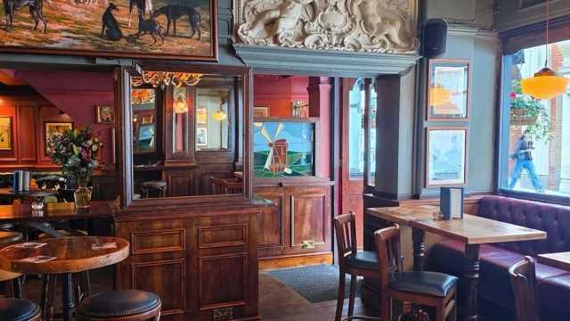 Bar Staff