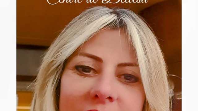 Esteticista y peluquera