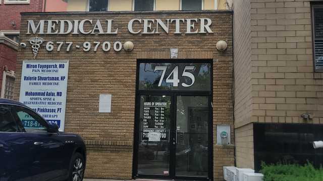 Russian-speaking Front Desk Receptionist at Medical Office (Brooklyn)