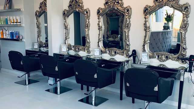 Hair Stylist