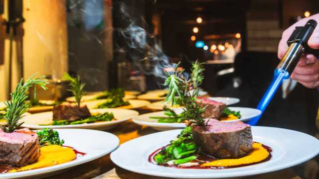 COCINERO/A 1800 - 2000€ NETOS EN TERRASSA