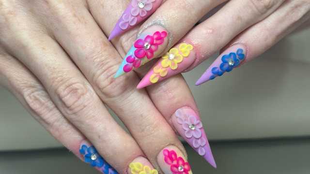 Manicurista y Pedicurista