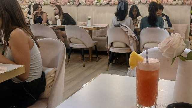 Barista and Waiter / Waitress