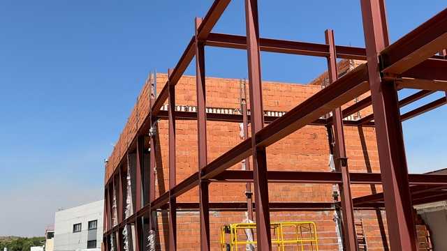 Peón de obra con Carnet de conducir