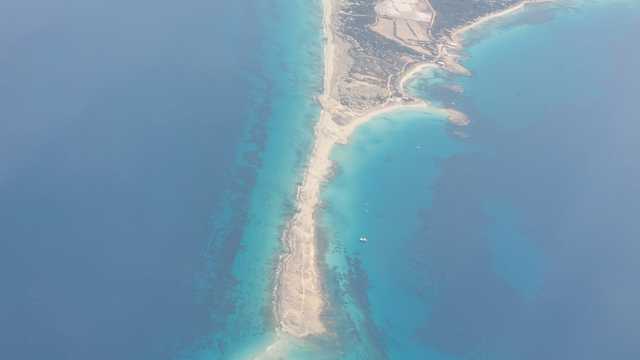 Cocinero/a y Ayudante/a de Cocina