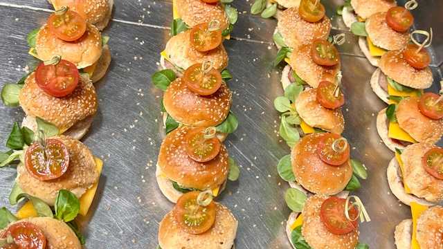 Ayudante/a de Cocina