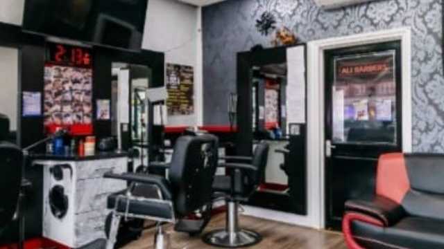 Barber / Hairdresser